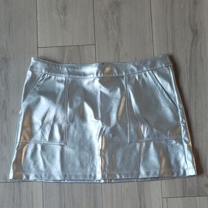 A New Day Skirt Womens L Metallic Silver Pleather Mini